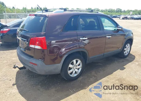 2011 Kia Sorento Lx z USA, uszkodzony, nr VIN 5XYKTCA15BG128949